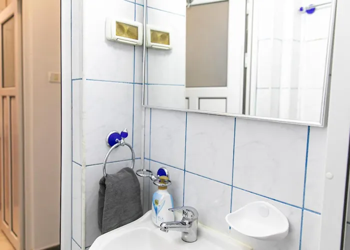 Color Blv Elisabeta 23 Бухарест